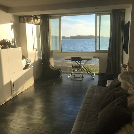 T2 Les Pieds Dans L Eau Vue Mer Apartment Six-Fours-les-Plages Luaran gambar
