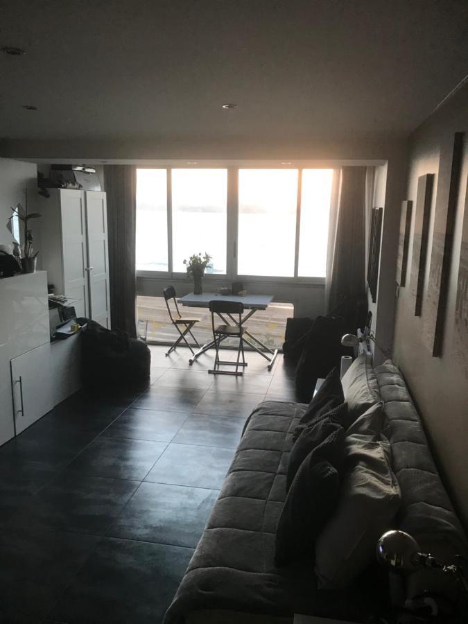 T2 Les Pieds Dans L Eau Vue Mer Apartment Six-Fours-les-Plages Luaran gambar