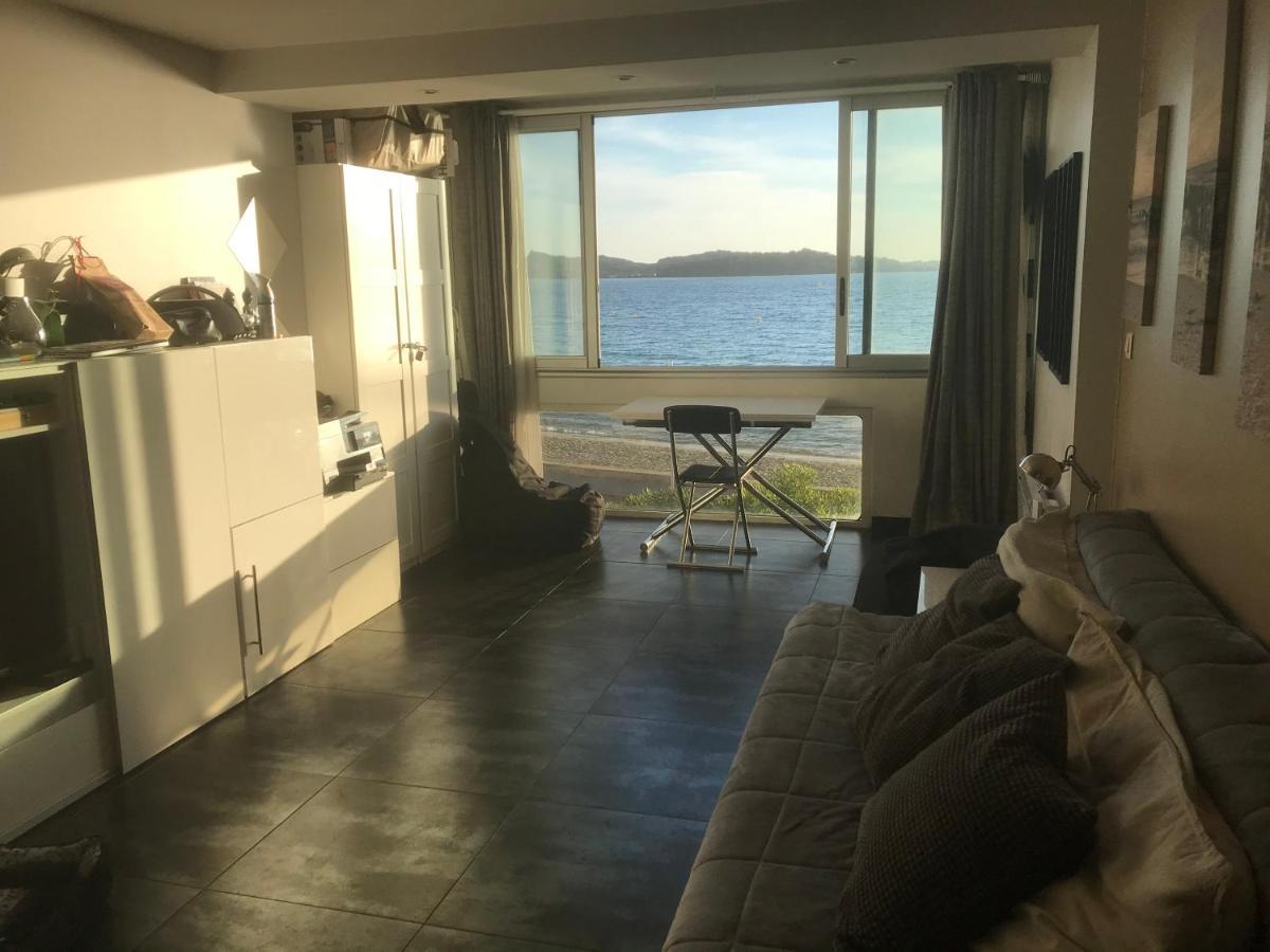 T2 Les Pieds Dans L Eau Vue Mer Apartment Six-Fours-les-Plages Luaran gambar