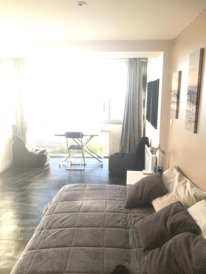 T2 Les Pieds Dans L Eau Vue Mer Apartment Six-Fours-les-Plages Luaran gambar